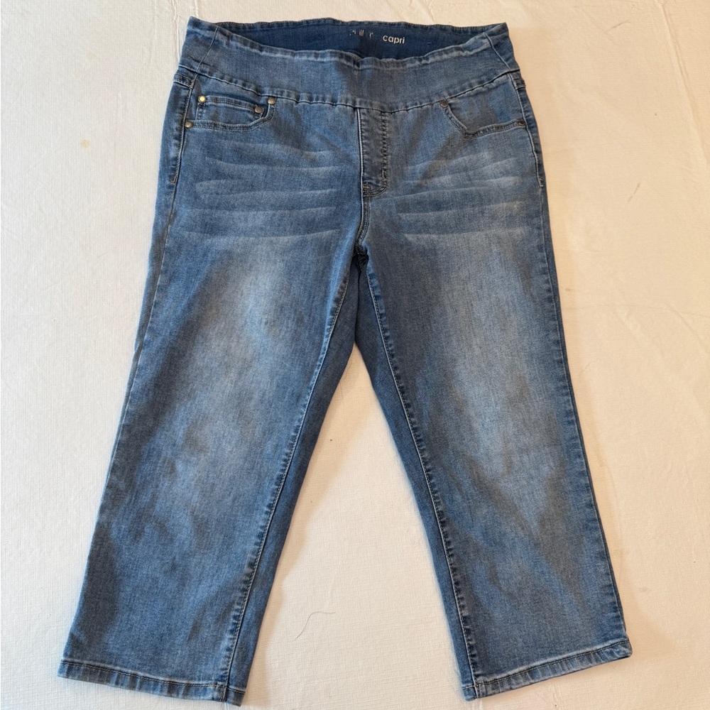 Women's Capri Jeans